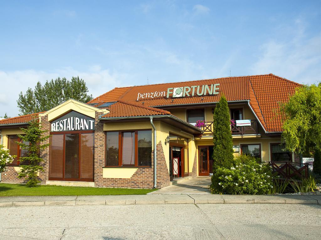 Penzion Fortune Dunajská Streda Zewnętrze zdjęcie